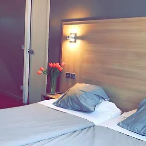 3* Hotel Bristol Republique