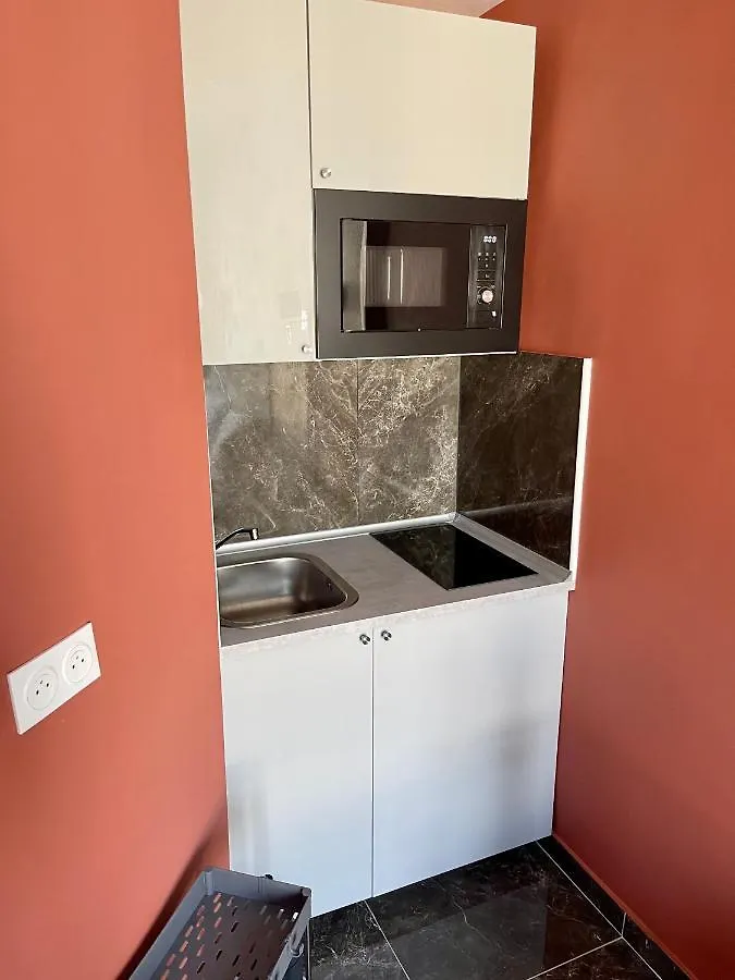 Le17 Furnished Studios Parijs 2*,  Frankrijk